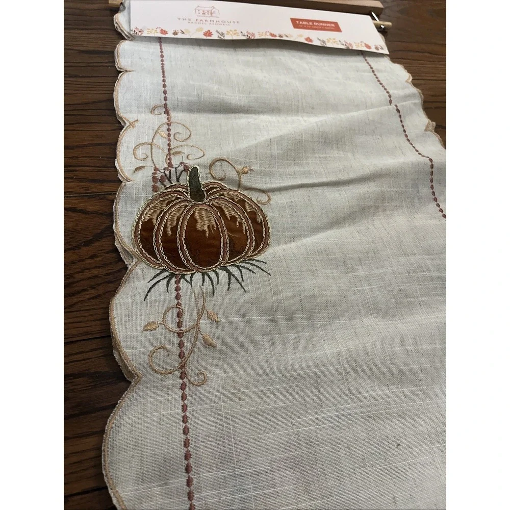 farmhouse rachel ashwell pumpkin metallic embroidered table runner Ruffle 14x72